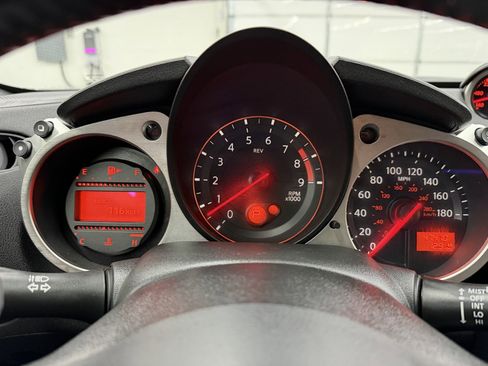 Used 2020 Nissan 370Z Touring Sport image 14