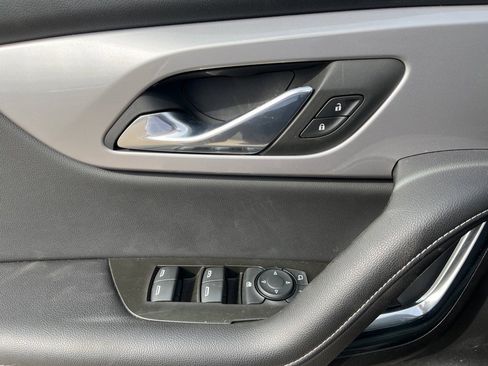 Used 2023 Chevrolet Blazer LT w/ Driver Confidence Package image 9