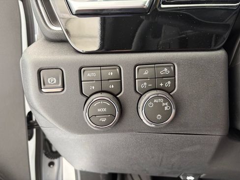New 2026 Chevrolet Silverado 1500 LT AWD/4WD image 6