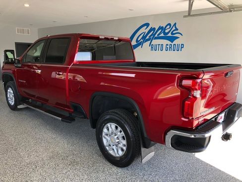 Used 2022 Chevrolet Silverado 3500 LT w/ Convenience Package AWD/4WD image 2