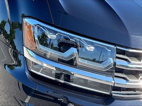 Used 2018 Volkswagen Atlas SEL Premium AWD/4WD image 33