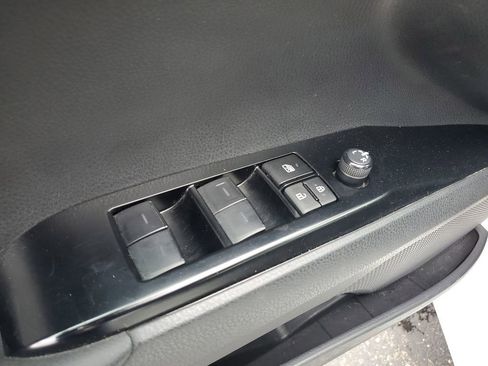 Used 2025 Toyota Camry LE FWD image 13