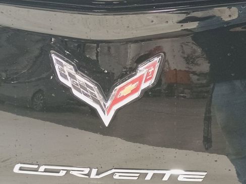 Used 2015 Chevrolet Corvette Stingray Coupe w/ 2LT Preferred Equipment Group RWD image 7