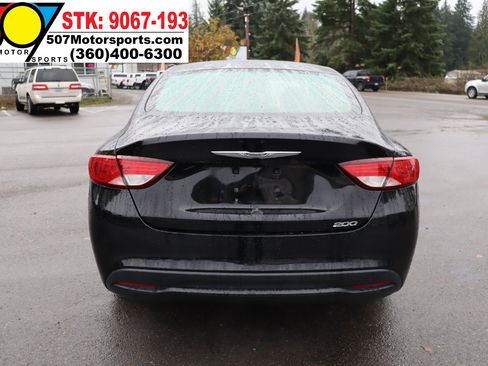 Used 2016 Chrysler 200 LX image 6