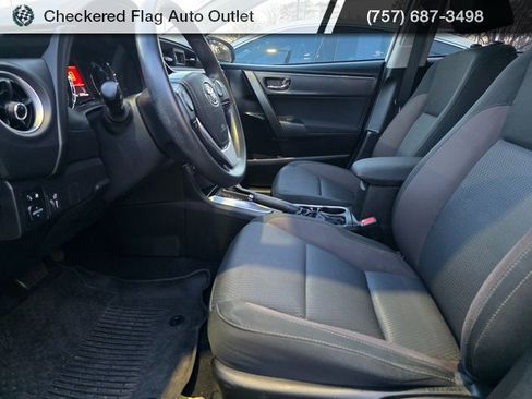 Used 2019 Toyota Corolla LE image 9