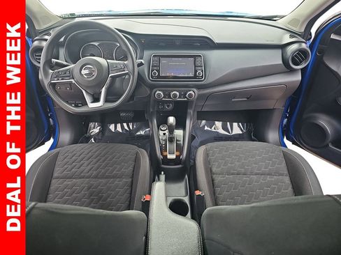 Used 2021 Nissan Kicks S image 9