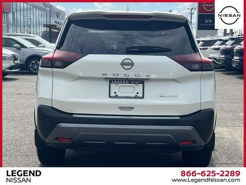 Used 2023 Nissan Rogue SL AWD/4WD image 7