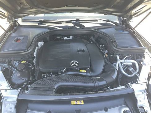 Used 2020 Mercedes-Benz GLC 300 4MATIC w/ Premium Package image 30