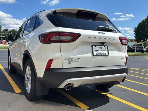 Used 2023 Ford Escape Active w/ Tech Pack #2 AWD/4WD image 29