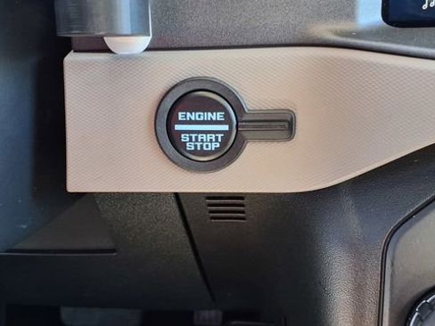 Used 2024 Ford Bronco Wildtrak image 29