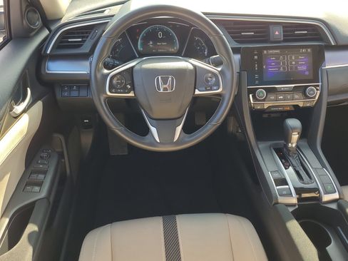 Used 2018 Honda Civic EX-T image 12