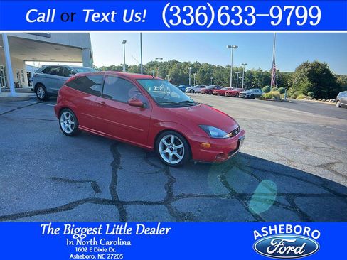 Used 2004 Ford Focus SVT image 1