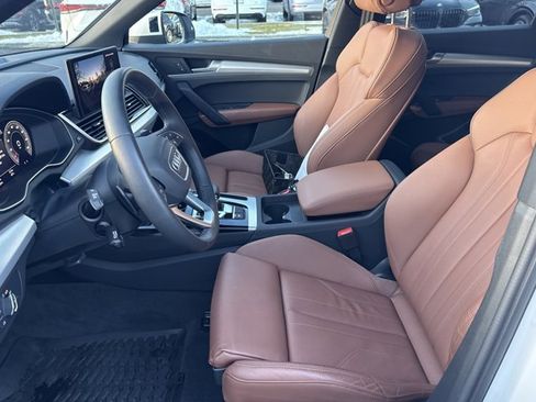 Used 2025 Audi Q5 2.0T Premium w/ Convenience Plus Package image 25