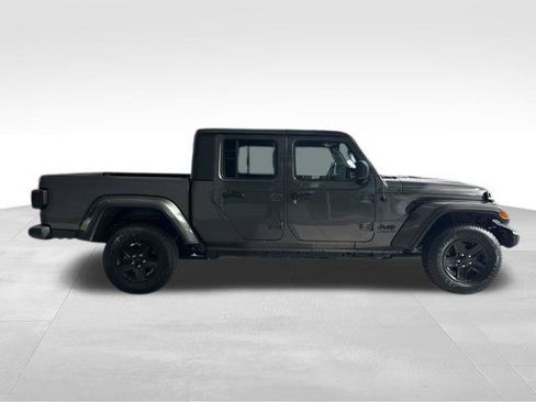 Used 2021 Jeep Gladiator Sport AWD/4WD image 6