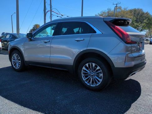 Used 2024 Cadillac XT4 Premium Luxury FWD image 7