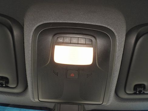 Used 2020 Mercedes-Benz Sprinter 1500 image 18