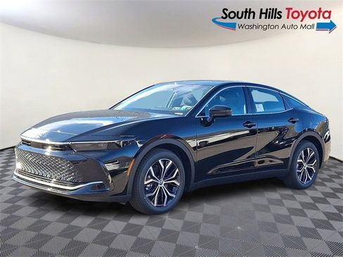 New 2026 Toyota Crown XLE image 3