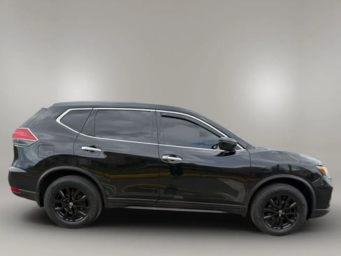 Used 2017 Nissan Rogue SV w/ Midnight Edition AWD/4WD image 6
