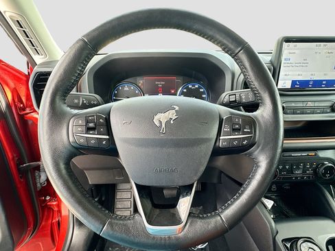 Used 2023 Ford Bronco Sport Outer Banks w/ Tech Package AWD/4WD image 11