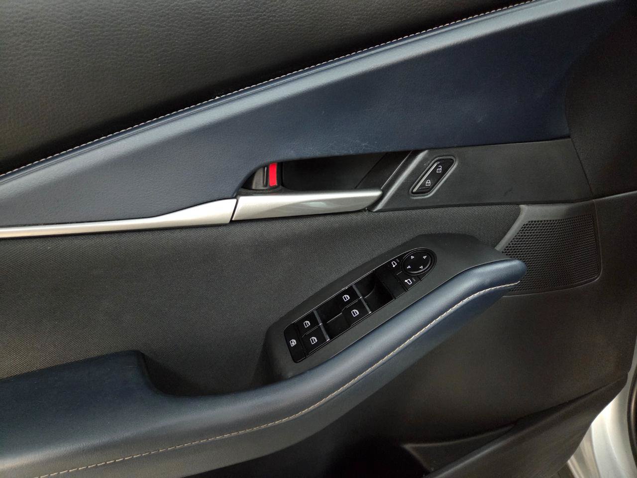 Used 2020 MAZDA CX-30 AWD image 24