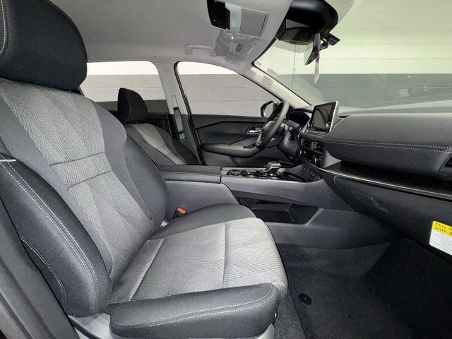 New 2026 Nissan Rogue SV w/ Cold Weather Package AWD/4WD image 18