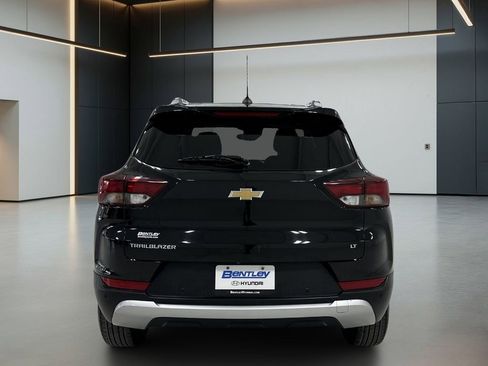 Used 2021 Chevrolet TrailBlazer LT w/ Convenience Package image 6