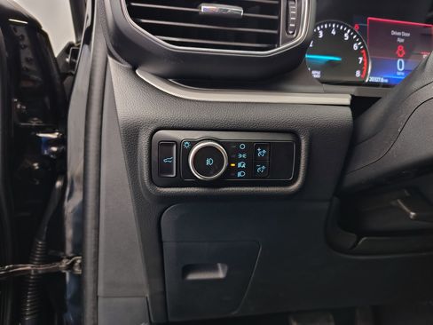 Used 2023 Ford Explorer XLT w/ Equipment Group 202A image 46