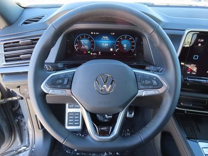 New 2026 Volkswagen Atlas Cross Sport SEL Premium R-Line