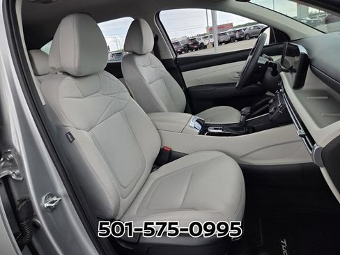 Used 2026 Hyundai Tucson SE FWD image 18