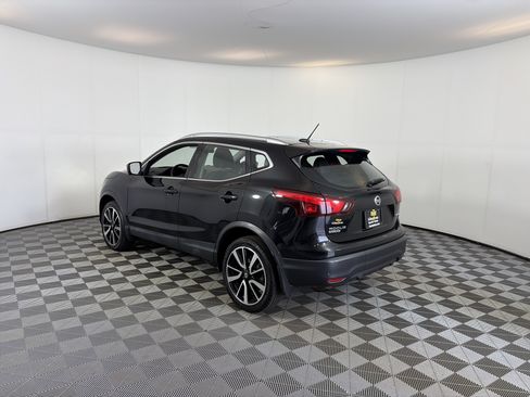 Used 2019 Nissan Rogue Sport SL AWD/4WD image 8
