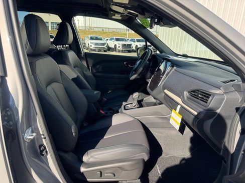 Used 2025 Subaru Forester Limited w/ Protection Package image 31