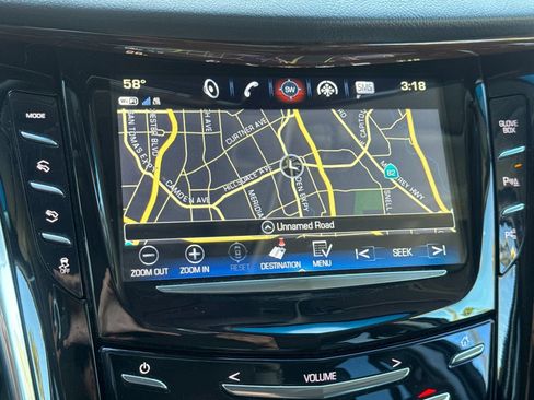 Used 2018 Cadillac Escalade Base image 19