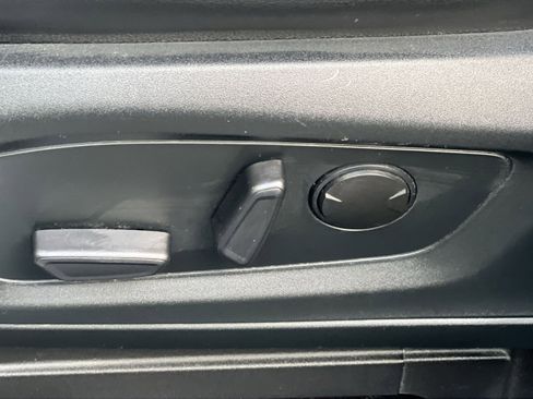 Used 2021 Ford Explorer Limited w/ Equipment Group 301A image 14