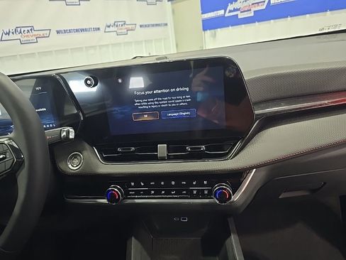 New 2026 Chevrolet Equinox RS w/ Convenience Package III FWD image 31