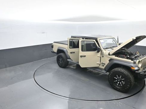 Used 2020 Jeep Gladiator Sport w/ Quick Order Package 24S AWD/4WD image 40