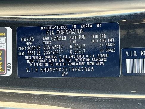 New 2026 Kia Carnival LX FWD image 32