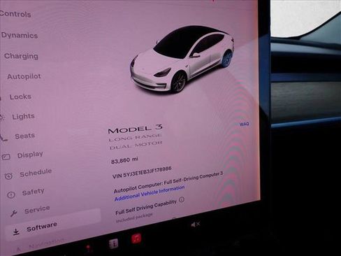 Used 2018 Tesla Model 3 Long Range image 20