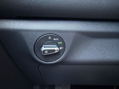 Used 2025 Volkswagen Jetta S FWD image 28