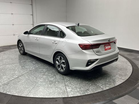 Used 2019 Kia Forte LXS FWD image 22