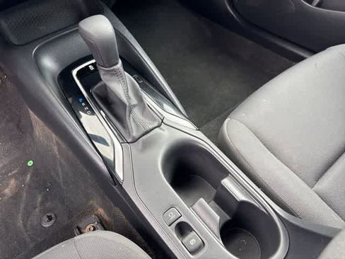 Used 2023 Toyota Corolla LE image 18