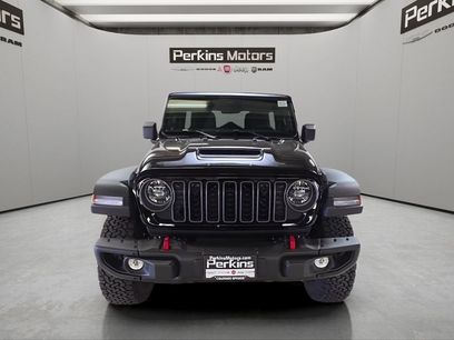 New 2026 Jeep Wrangler Unlimited Rubicon w/ Steel Bumper Group