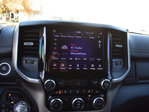 Used 2020 RAM 1500 Laramie image 20