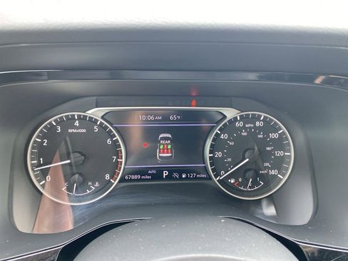 Used 2024 Nissan Pathfinder SV AWD/4WD image 26