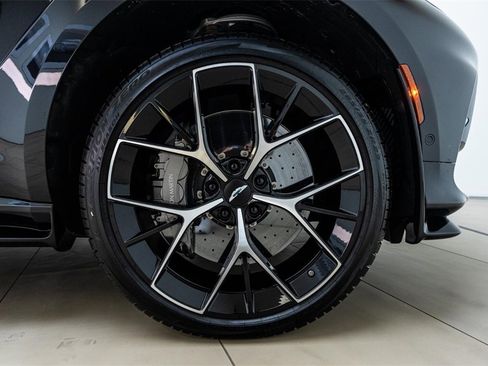 Used 2025 Aston Martin DBX 707 image 59