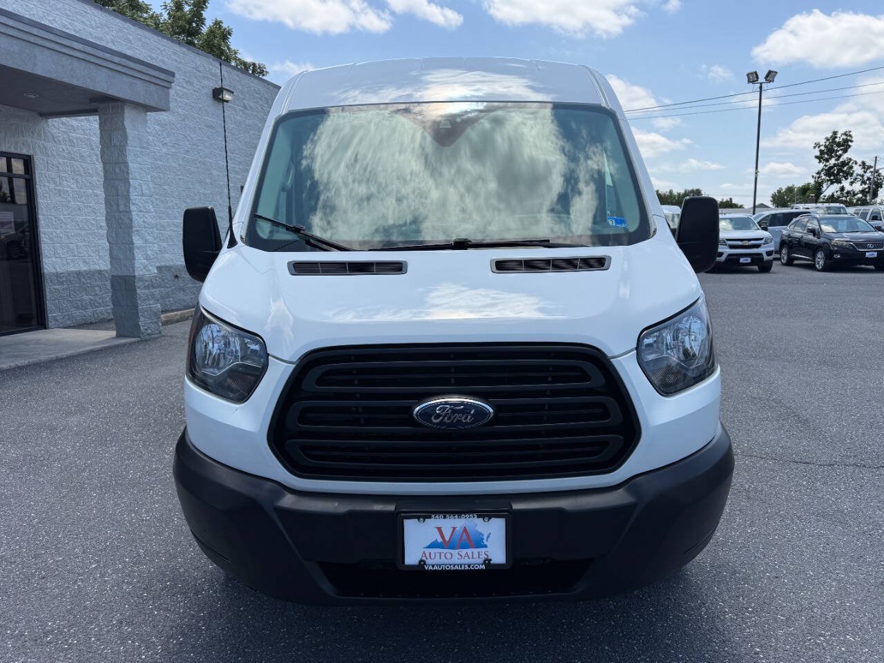 Used 2019 Ford Transit 350 148 Medium Roof RWD image 33