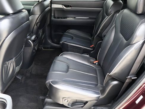 Used 2023 Hyundai Palisade SEL FWD image 20