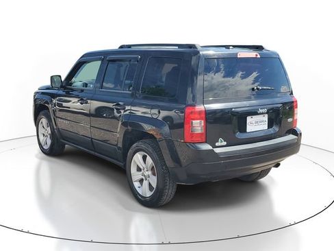 Used 2011 Jeep Patriot Latitude FWD image 3