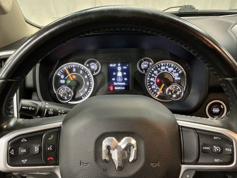 Used 2020 RAM 1500 Big Horn AWD/4WD image 13