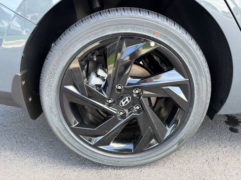 New 2026 Hyundai Elantra Sport FWD image 18