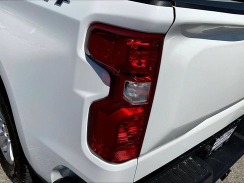Used 2025 Chevrolet Silverado 1500 W/T w/ WT Value Package AWD/4WD image 24